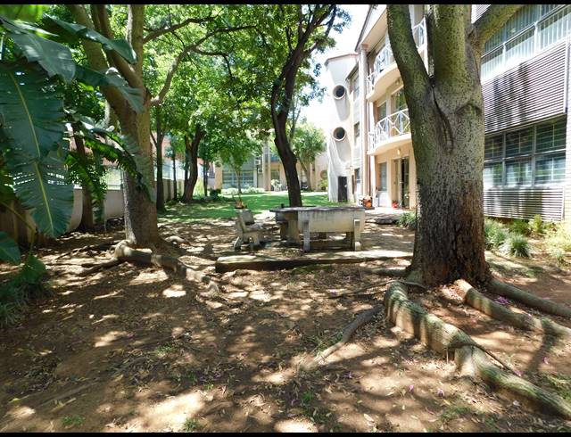 162M² OFFICE TO LET IN FERNDALE